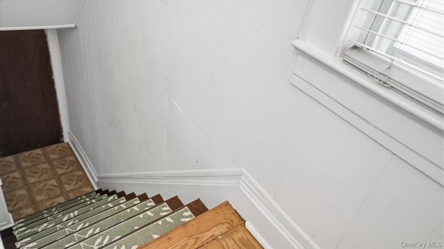 74 Lexington Avenue, Franklin Square, NY 11010