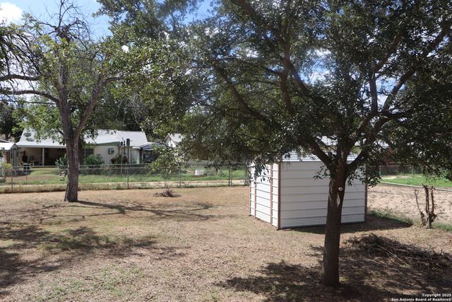 550 KASHMUIR PL, San Antonio, TX 78223