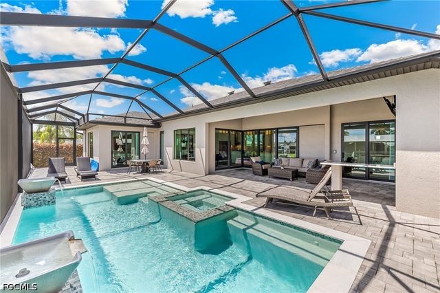 154 SW 49th ST, Cape Coral, FL 33914
