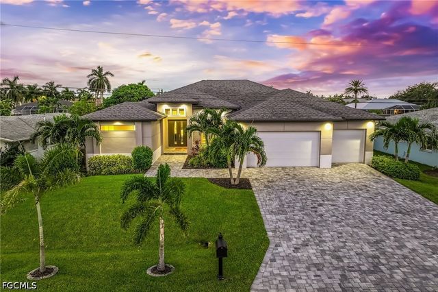 154 SW 49th ST, Cape Coral, FL 33914