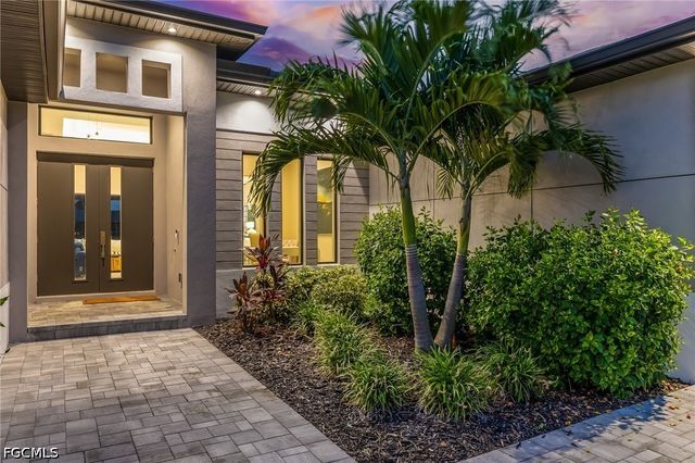154 SW 49th ST, Cape Coral, FL 33914