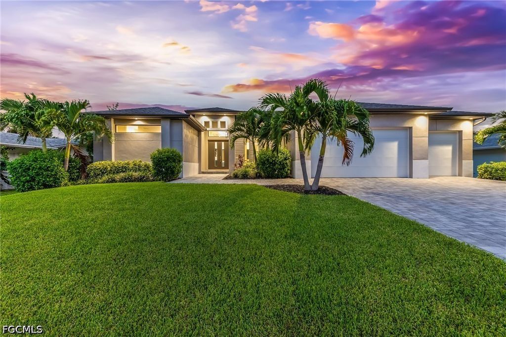 154 SW 49th ST, Cape Coral, FL 33914