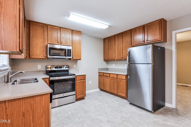 76 Gray Ghost Street, Benson, NC 27504