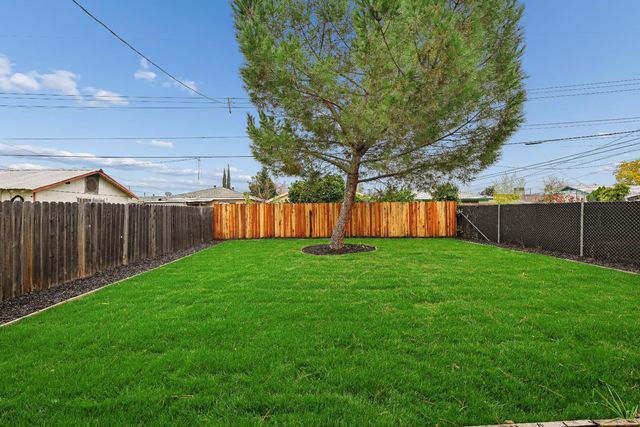 7912 35th Ave, Sacramento, CA 95824