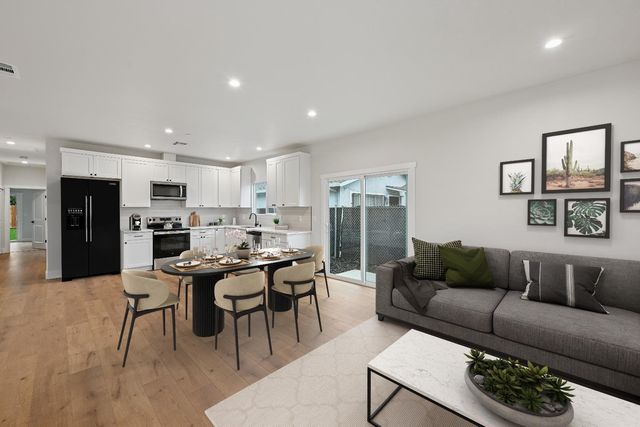 7912 35th Ave, Sacramento, CA 95824