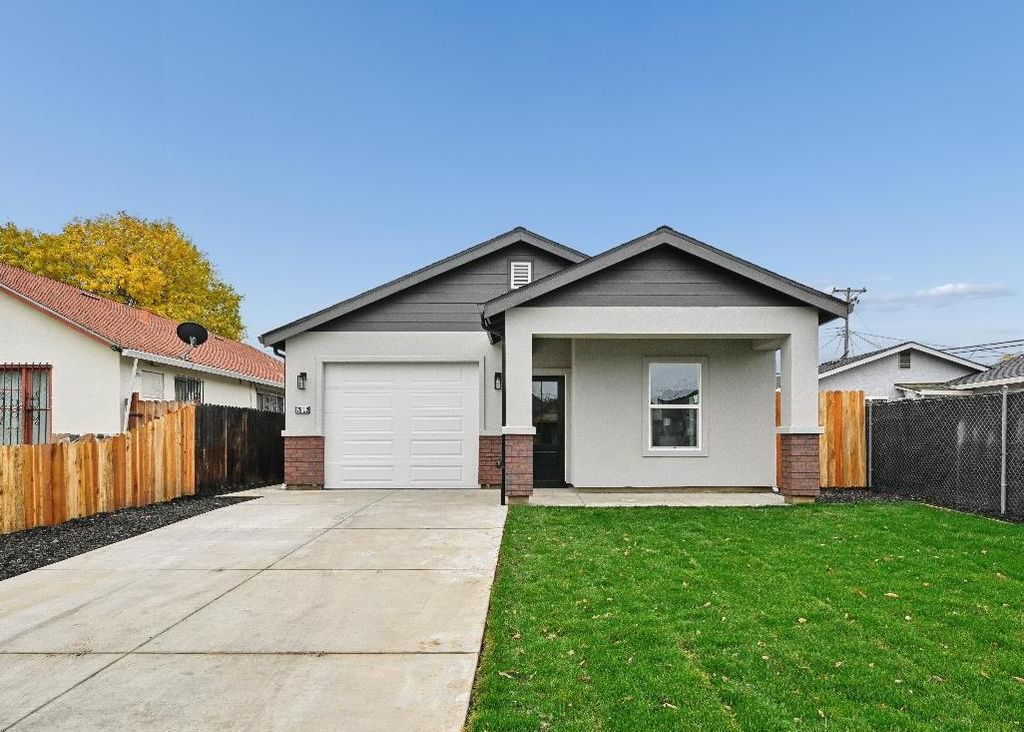 7912 35th Ave, Sacramento, CA 95824