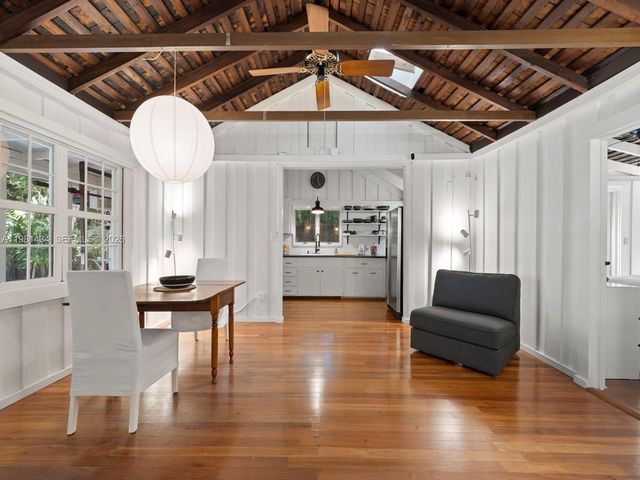 3558 Royal Palm Ave, Miami, FL 33133