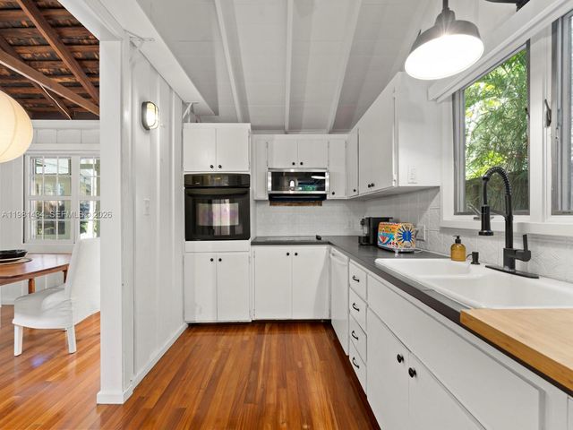 3558 Royal Palm Ave, Miami, FL 33133