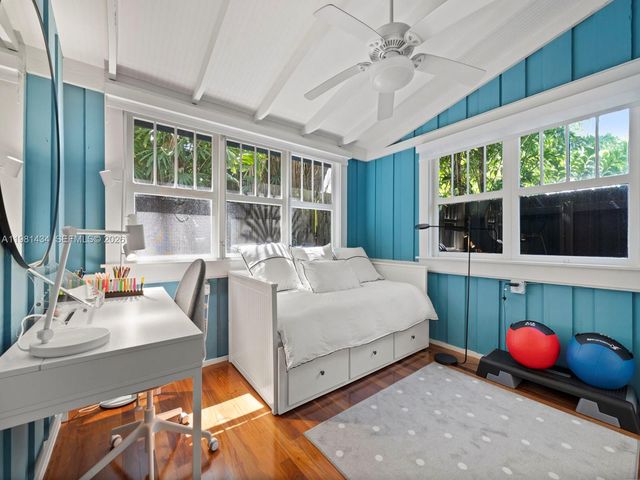 3558 Royal Palm Ave, Miami, FL 33133