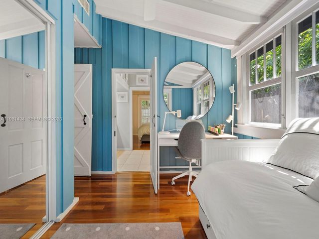 3558 Royal Palm Ave, Miami, FL 33133