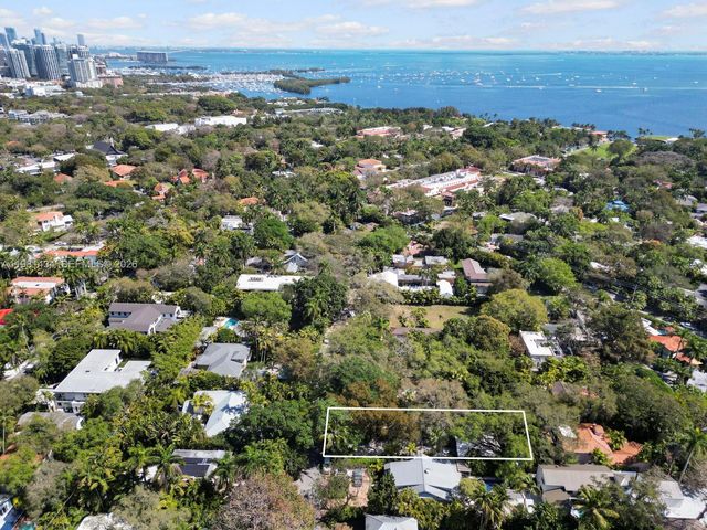 3558 Royal Palm Ave, Miami, FL 33133