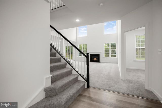 6801 FOUNTAIN PARK DR, Glenn Dale, MD 20769