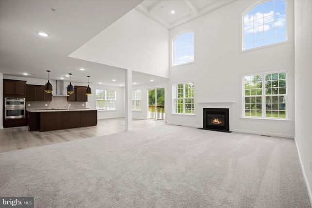 6801 FOUNTAIN PARK DR, Glenn Dale, MD 20769