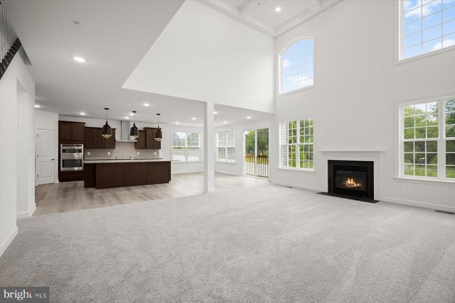 6801 FOUNTAIN PARK DR, Glenn Dale, MD 20769