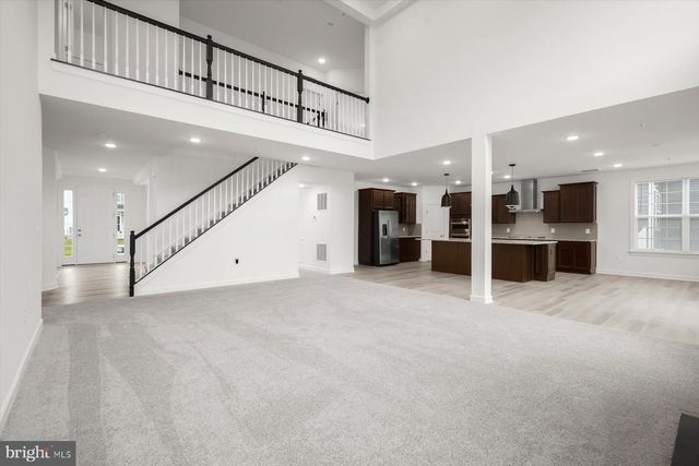 6801 FOUNTAIN PARK DR, Glenn Dale, MD 20769