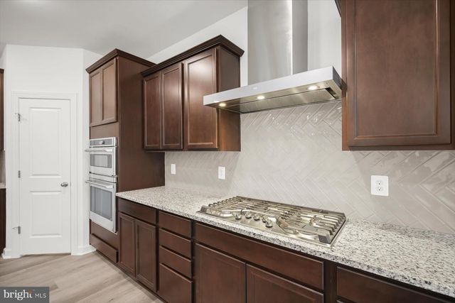 6801 FOUNTAIN PARK DR, Glenn Dale, MD 20769