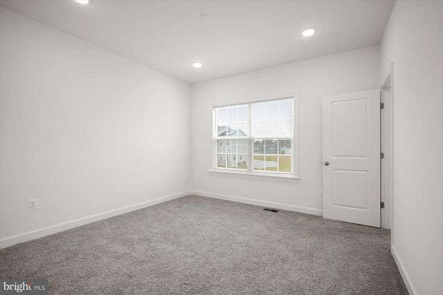 6801 FOUNTAIN PARK DR, Glenn Dale, MD 20769