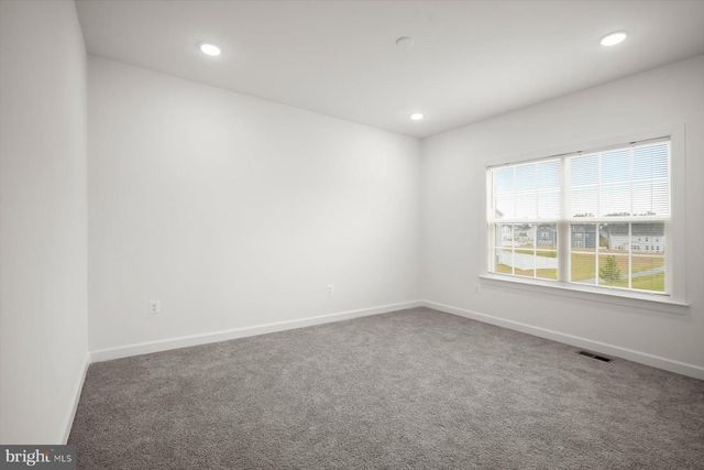 6801 FOUNTAIN PARK DR, Glenn Dale, MD 20769