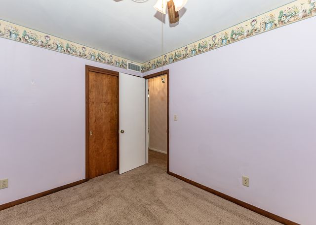 1901 47th Street Court, Moline, IL 61265