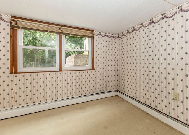 1901 47th Street Court, Moline, IL 61265