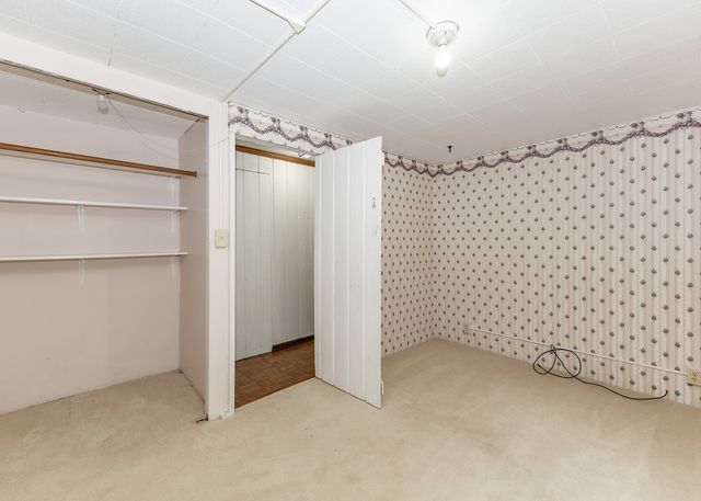 1901 47th Street Court, Moline, IL 61265