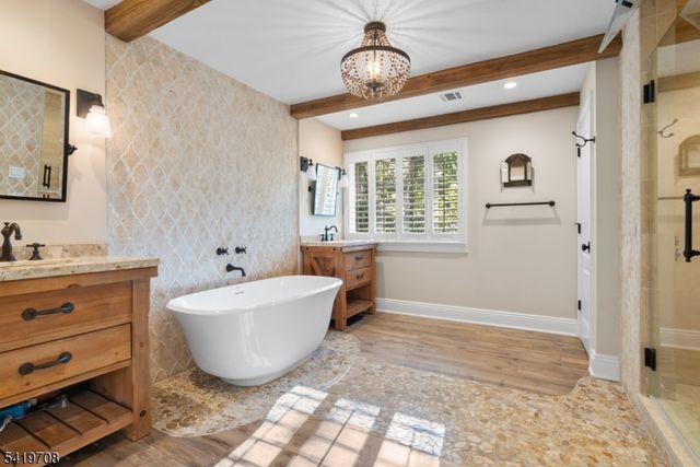 26 Woodshire Terrace, Montville Twp., NJ 07082
