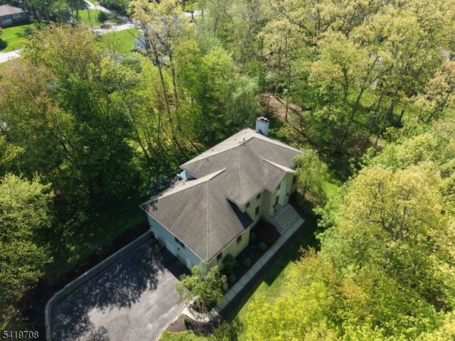 26 Woodshire Terrace, Montville Twp., NJ 07082