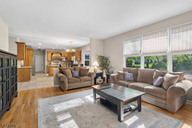 26 Woodshire Terrace, Montville Twp., NJ 07082