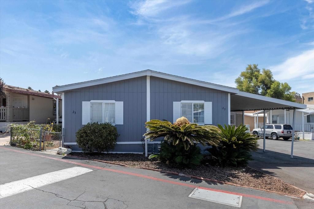 400 N Melrose Drive N 23, Vista, CA 92083 — exterior