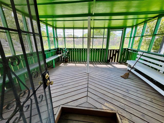 5806 Beldart Street, Houston, TX 77033