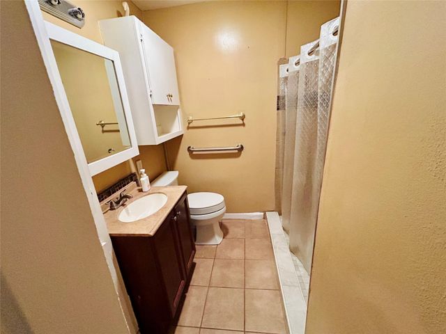 5806 Beldart Street, Houston, TX 77033