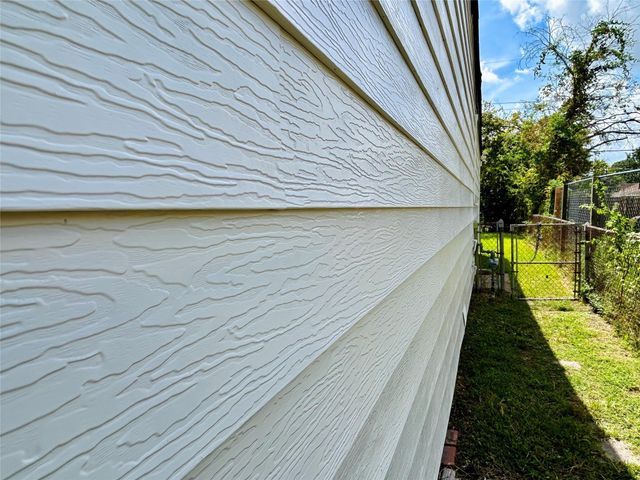 5806 Beldart Street, Houston, TX 77033