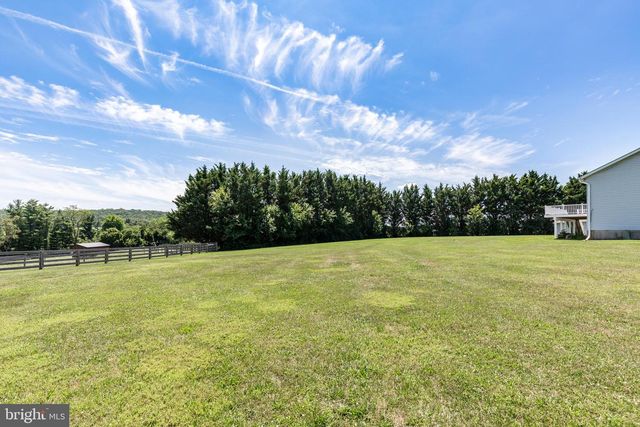 1915 BACHMAN VALLEY RD, Manchester, MD 21102