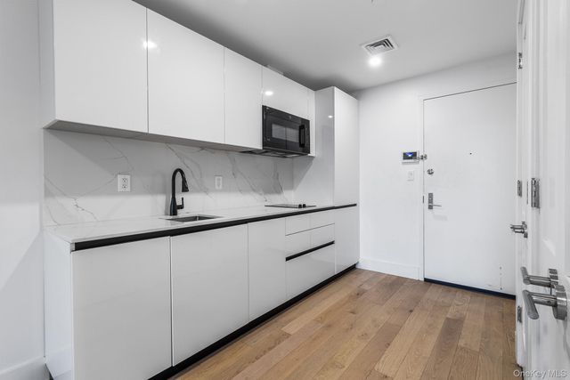 1901 Ocean Avenue 2D, Brooklyn, NY 11230