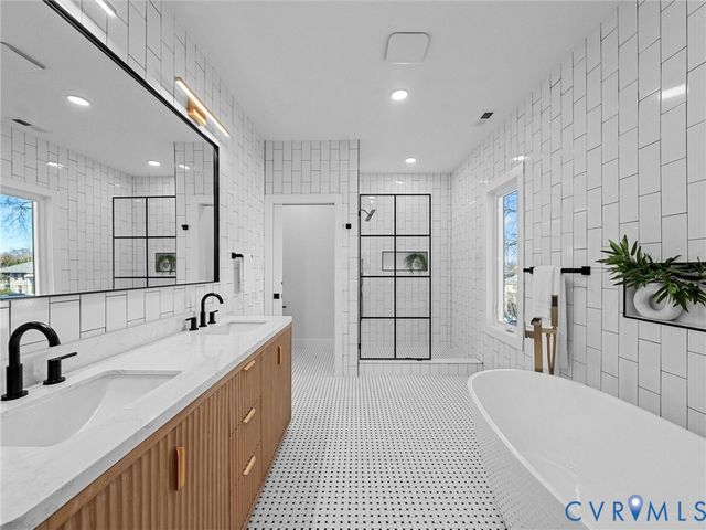 2202 3rd Ave, Richmond, VA 23222