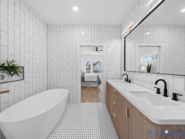 2202 3rd Ave, Richmond, VA 23222