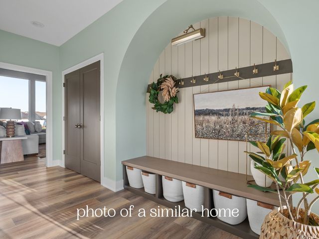 7105 Black Oak Drive, Bettendorf, IA 52722
