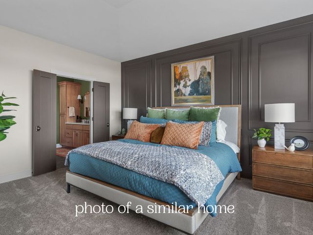 7105 Black Oak Drive, Bettendorf, IA 52722