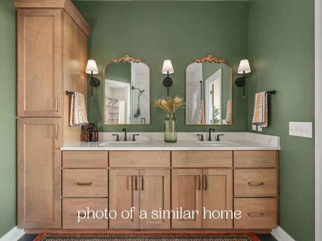 7105 Black Oak Drive, Bettendorf, IA 52722