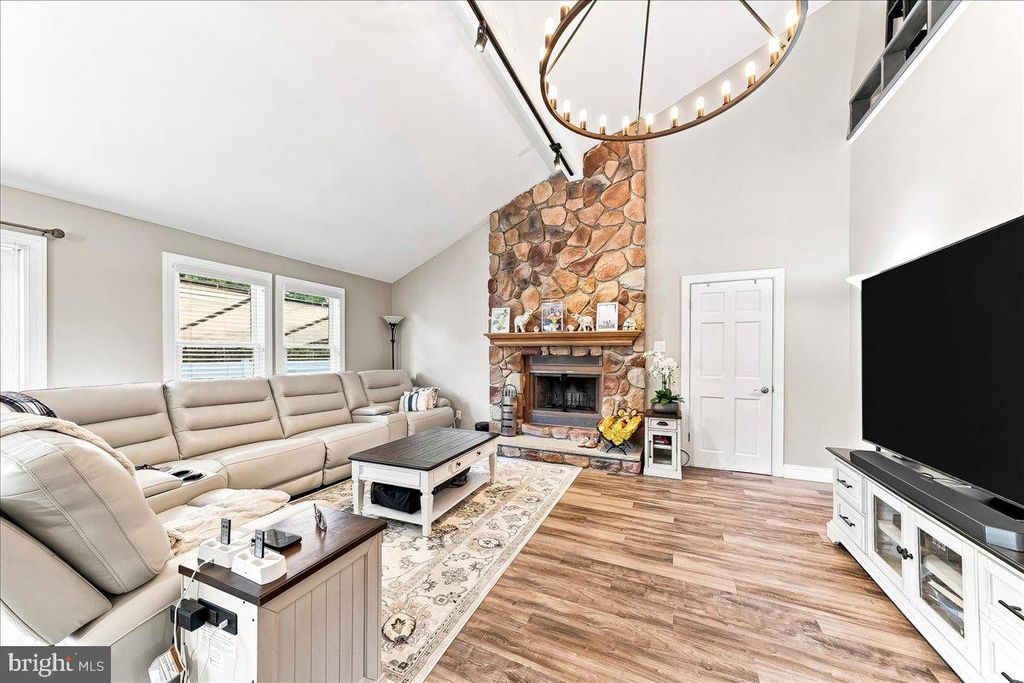 2 PAXON CIR, BROOMALL, PA 19008 — photo 3
