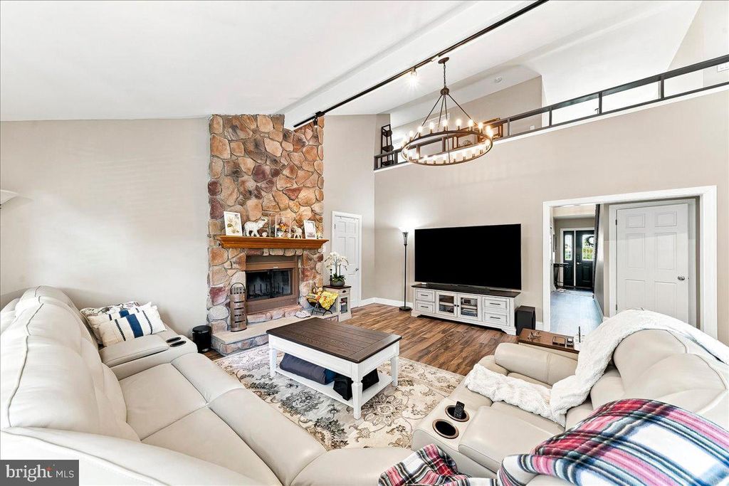 2 PAXON CIR, BROOMALL, PA 19008 — photo 5