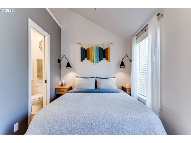 439 ALMADEN St, Eugene, OR 97402