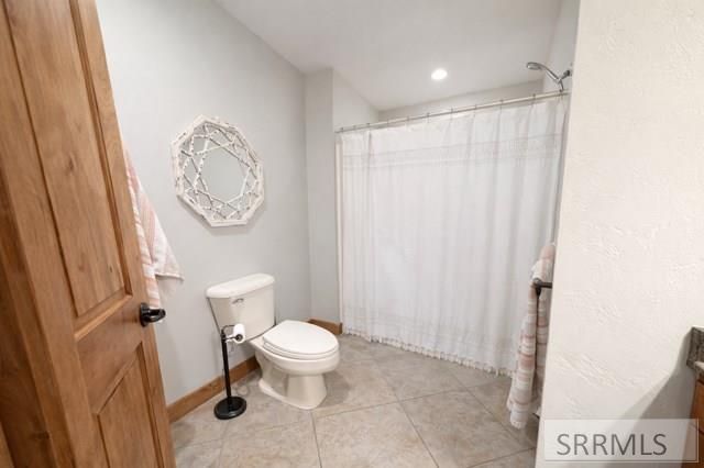 63 Mountain View Road, Salmon, ID 83467