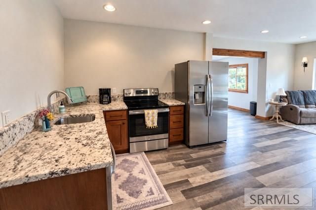 63 Mountain View Road, Salmon, ID 83467