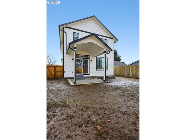 511 E COLLINS St, Goldendale, WA 98620