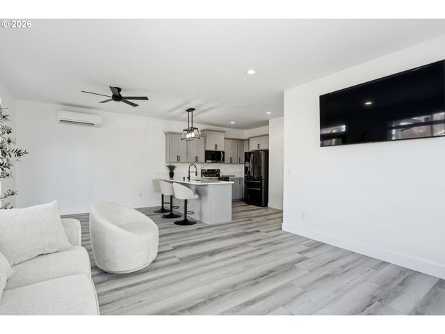 511 E COLLINS St, Goldendale, WA 98620