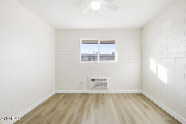 4838 E WILLETTA Street, Phoenix, AZ 85008