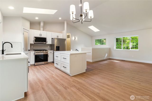 7 B Plum Lane, Bellingham, WA 98229