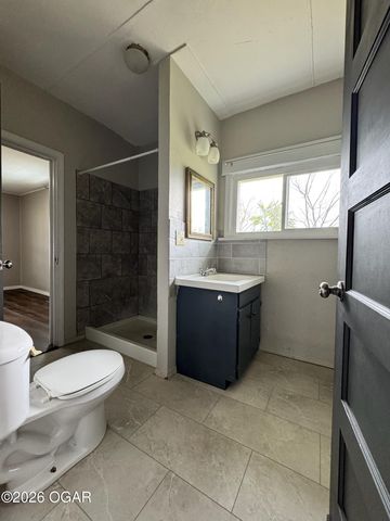 5825 Joplin Street, Joplin, MO 64801