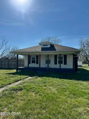 5825 Joplin Street, Joplin, MO 64801